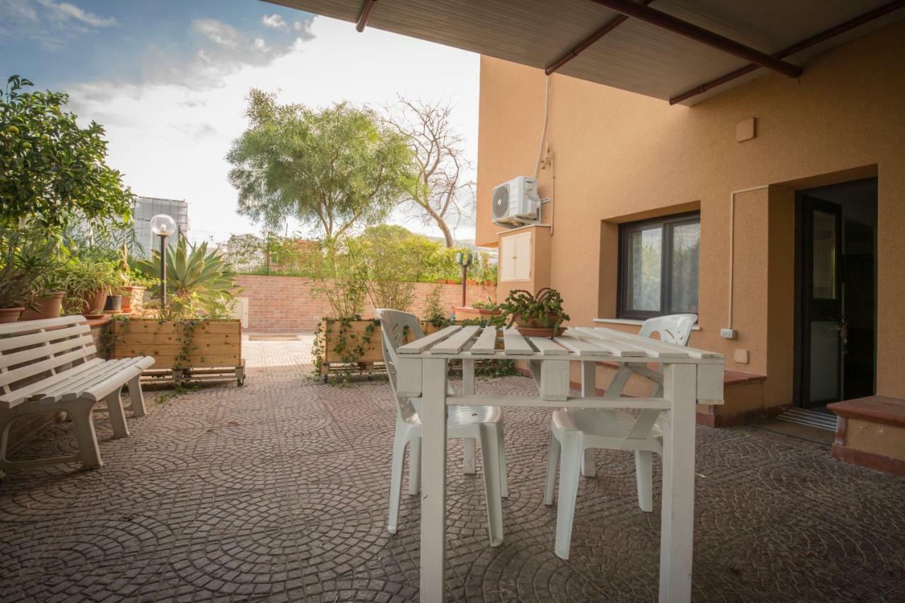 Fabiene Familyholidays Gelsonia Cefalú Exterior foto